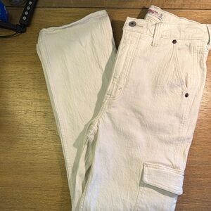 GUC Abercrombie & Fitch The 90’s Straight Ultra High Rise Cream Denim Cargo 26